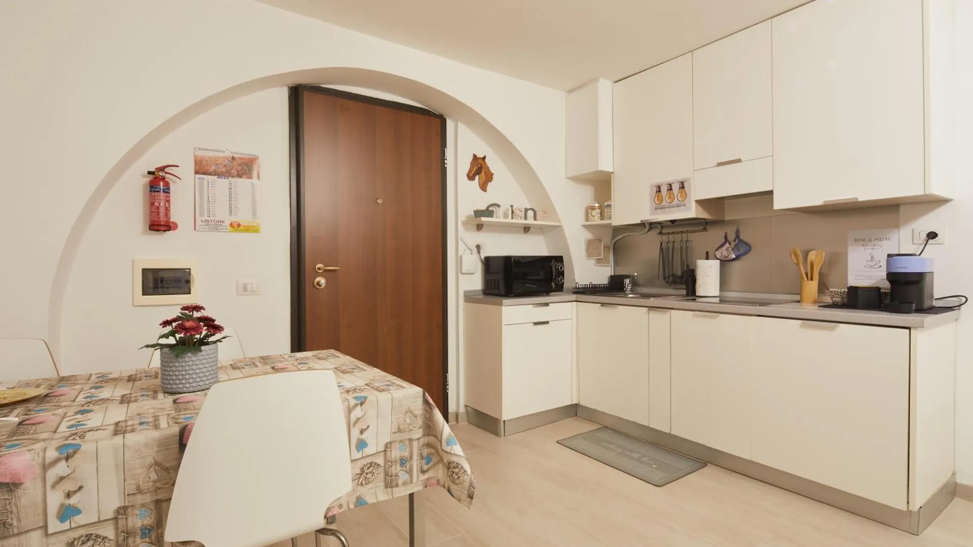 Charme House Navigli Daire Milano